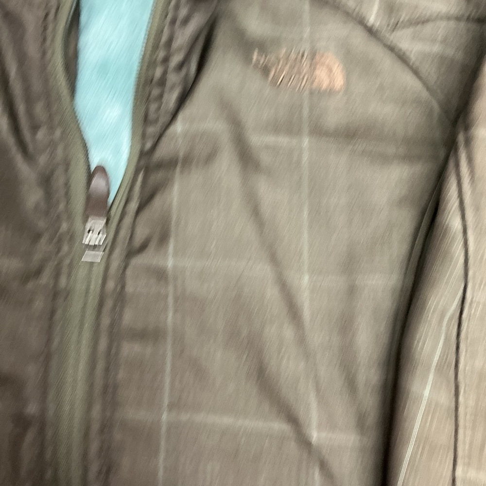 Northface with attached hood - Picture 2 of 11